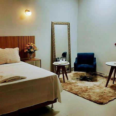 Hotel Plaza Pontes E Lacerda Eksteriør billede