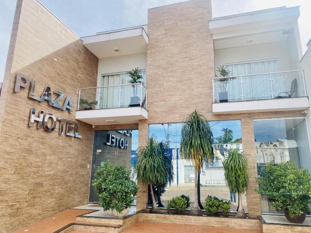 Hotel Plaza Pontes E Lacerda Eksteriør billede