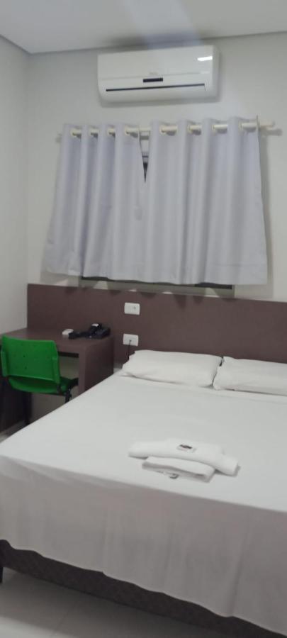 Hotel Plaza Pontes E Lacerda Eksteriør billede
